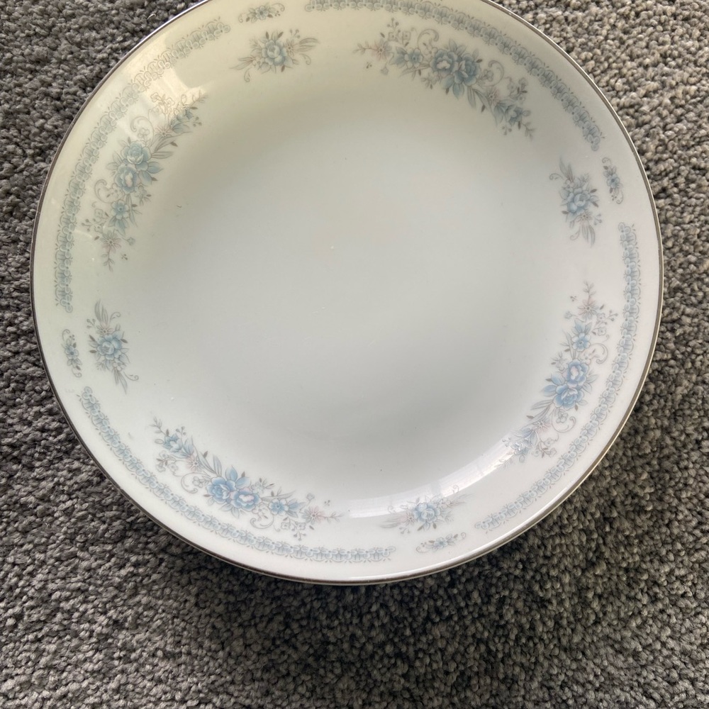 Classic White and Blue Floral Dinner Plate